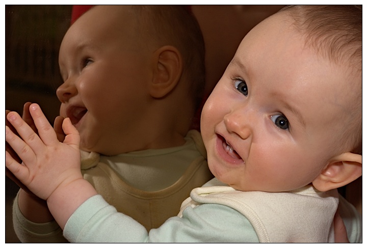 zasia przy lustrze 2