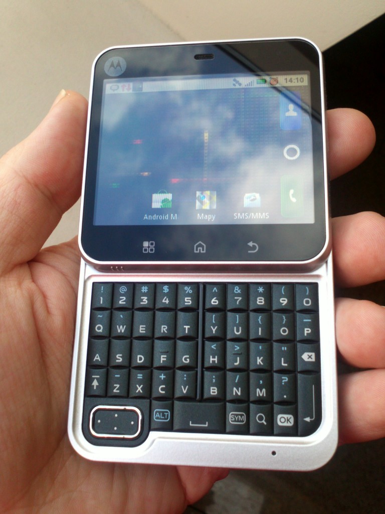 Motorola Flipout recenzja błyskawiczna