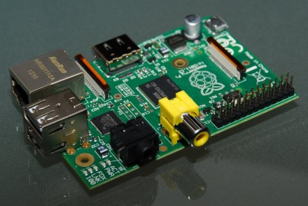 Raspberry Pi model B 512MB