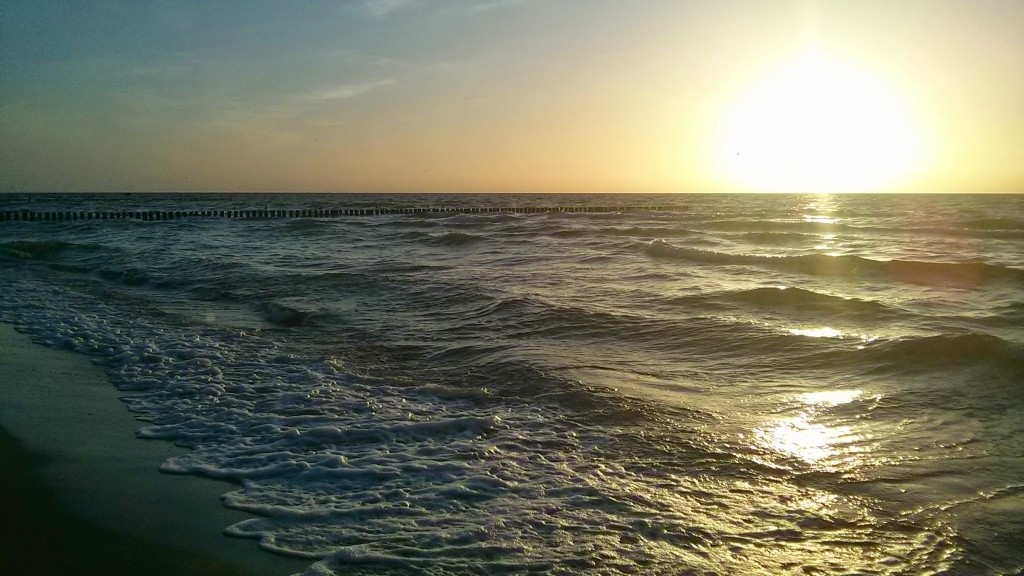 Rewal zachód słońca